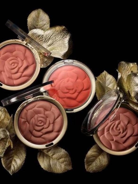 4 Colors Rose Powder highlighter