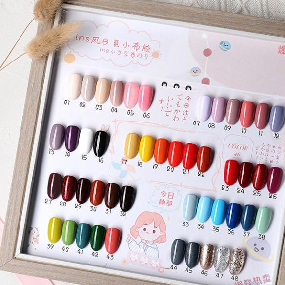 Glittery Chrome Stiletto Nail Polish