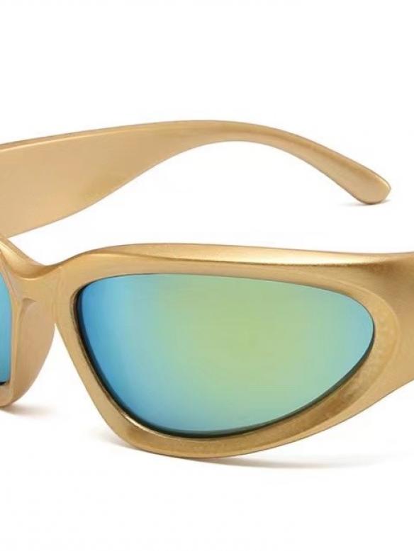 Various Colors Sunglassess