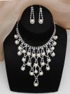 Rhinestone mix pearl necklace & earrings