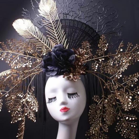 White leave shape drag headdress